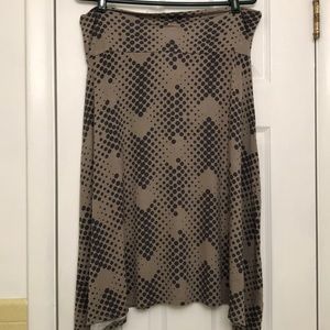 LuLaRoe Large Azure skirt dark tan & black design
